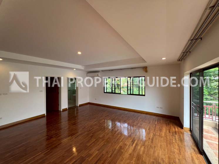 House with Shared Pool in Nichada Thani 